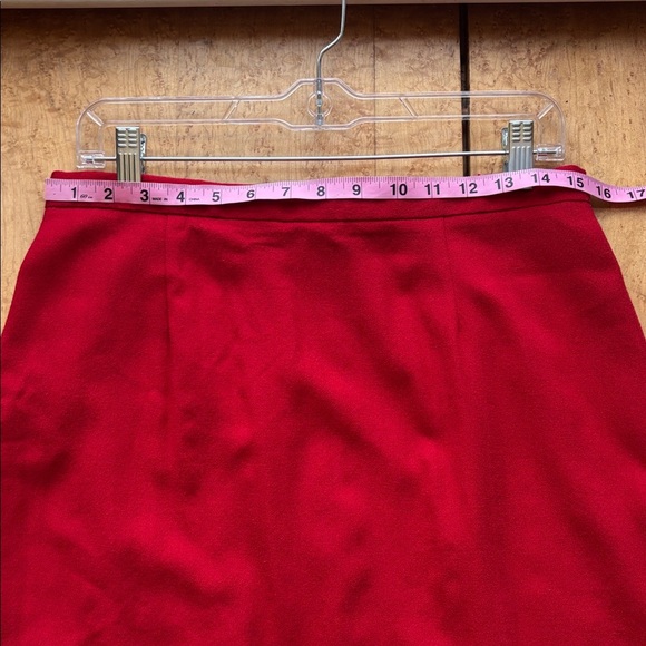 Red Vintage 100% wool skirt size 12 - Picture 3 of 6